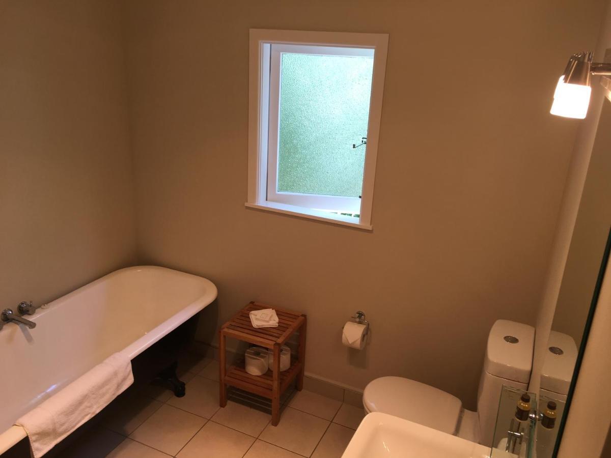 Tuki Vineyard Cottage Havelock North Bagian luar foto